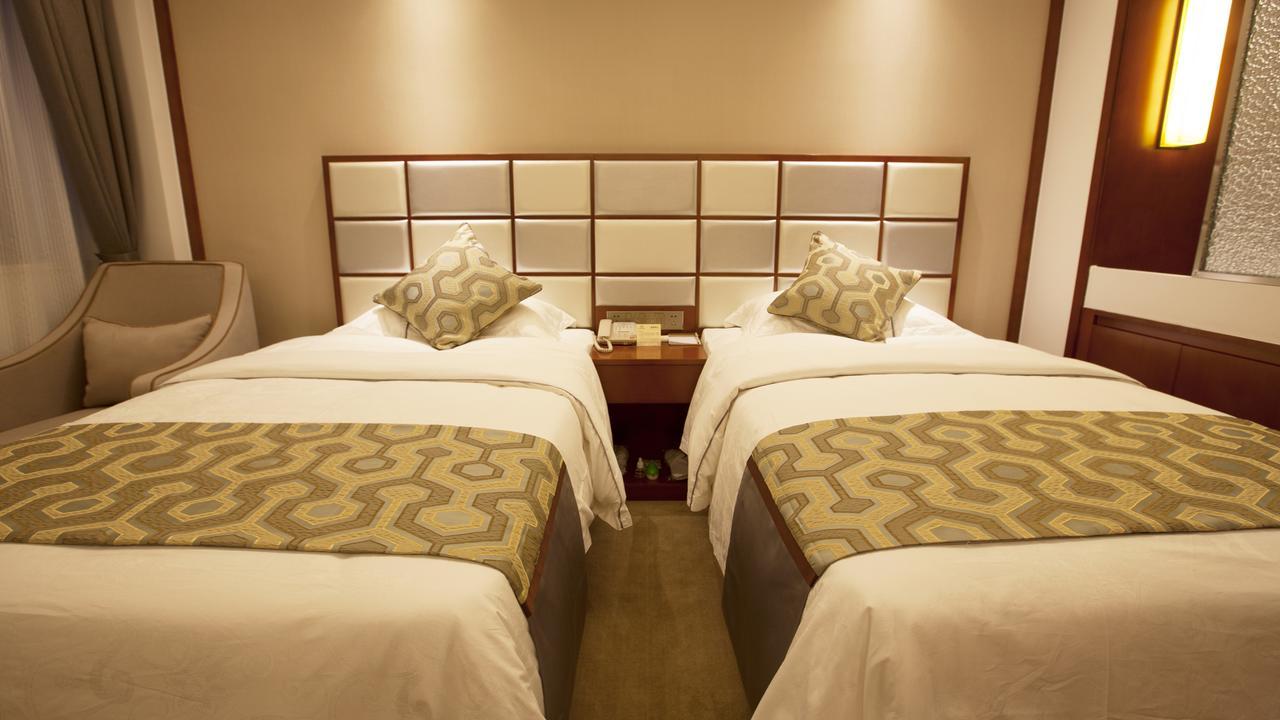 Chengjiang Manor Hotel Экстерьер фото