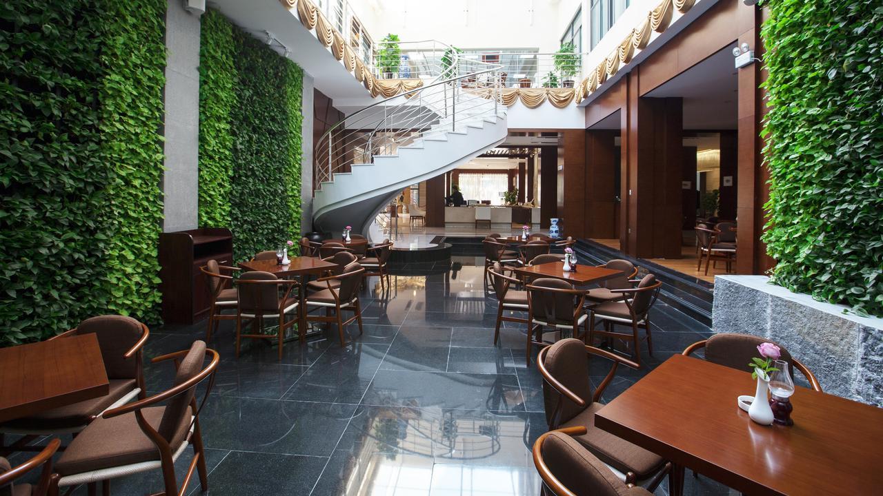 Chengjiang Manor Hotel Экстерьер фото